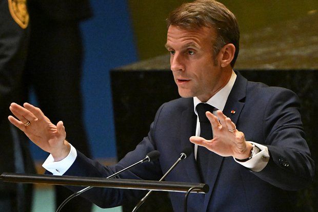 Макрон призвал Украину и Россию к мораторию на удары по энергетике и в Черном море