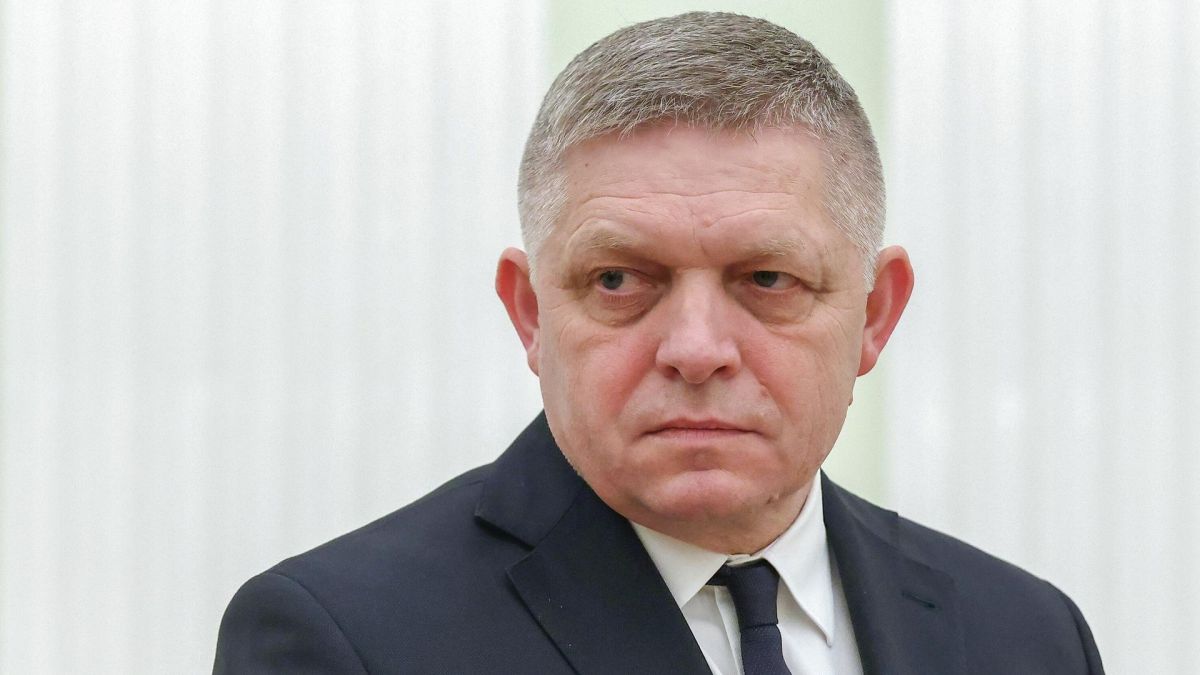 Фицо призвал ЕС заняться проблемами европейцев вместо поддержки Киева