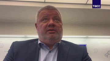 Зеленский будет резать все соцрасходы, чтобы затянуть украинский конфликт и пока удержаться у власти