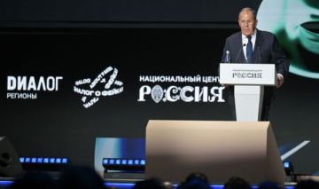 Лавров: Запад пытается быстро фабриковать фейки о РФ