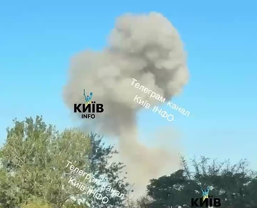 Три прилета возле ж/д вокзала в Киеве за утро