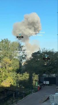 Сообщают о взрыве в районе железнодорожного вокзала в Дарницком районе Киева