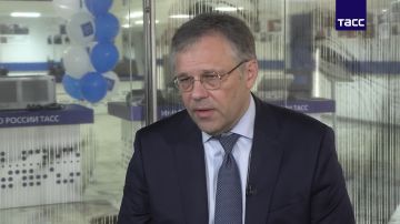 Власти Украины относятся к народу, как к узникам концлагеря, его проблемы их не волнуют, заявил ТАСС Родион Мирошник