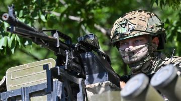 Заняты новые рубежи: ВС РФ установили контроль над Бузово и Хижняково, освободили село Доброполье и Светлую Долину