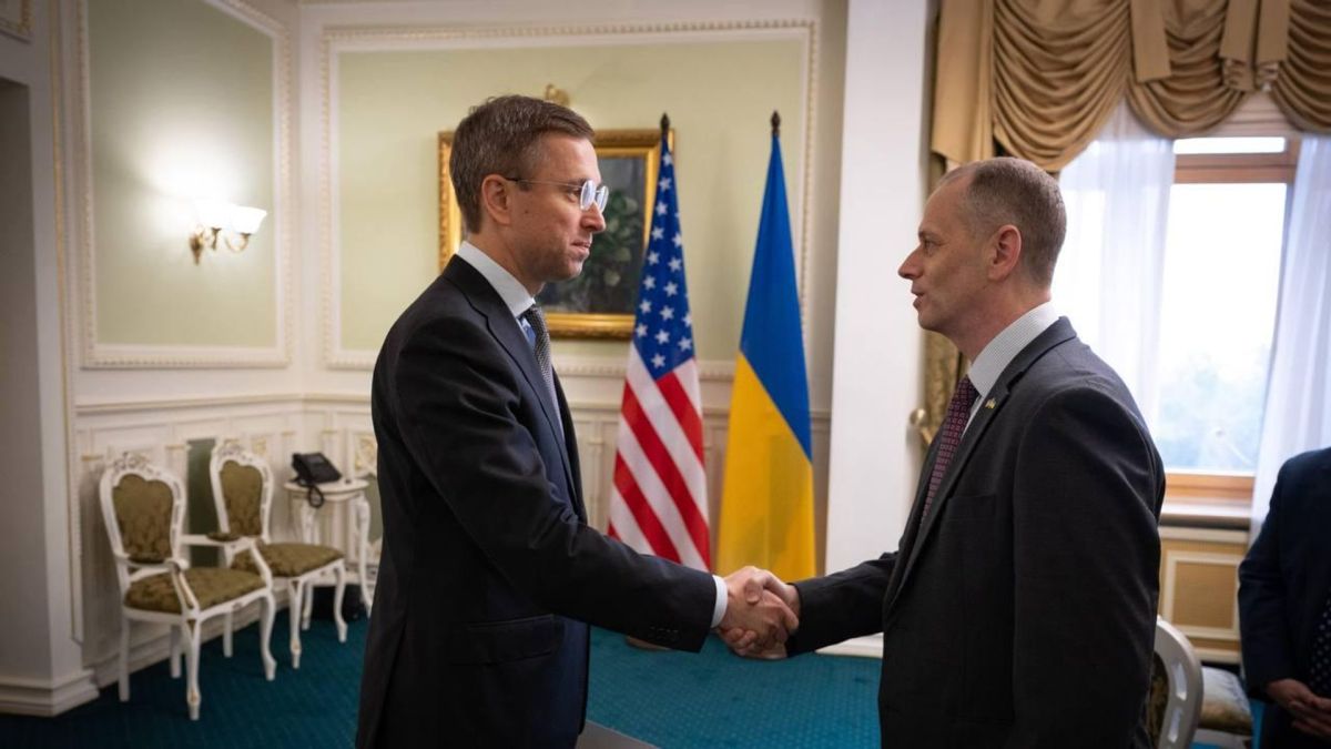 Оружие и сжиженный газ: премьер-министр Украины провёл переговоры с дипломатом США