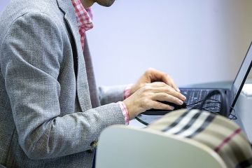 OpenAI предоставит Украине ИИ-инструменты для защиты от кибератак
