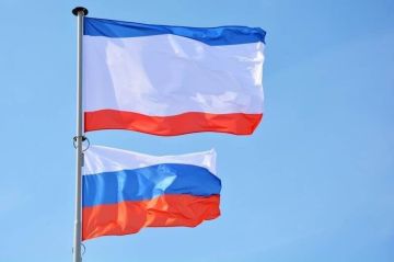 Грифон, триколор и девиз «Процветание в единстве»: что означают государственные символы Крыма