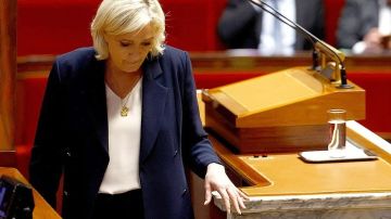 Во Франции заявили о невозможности финансово помогать Украине: в чем причина