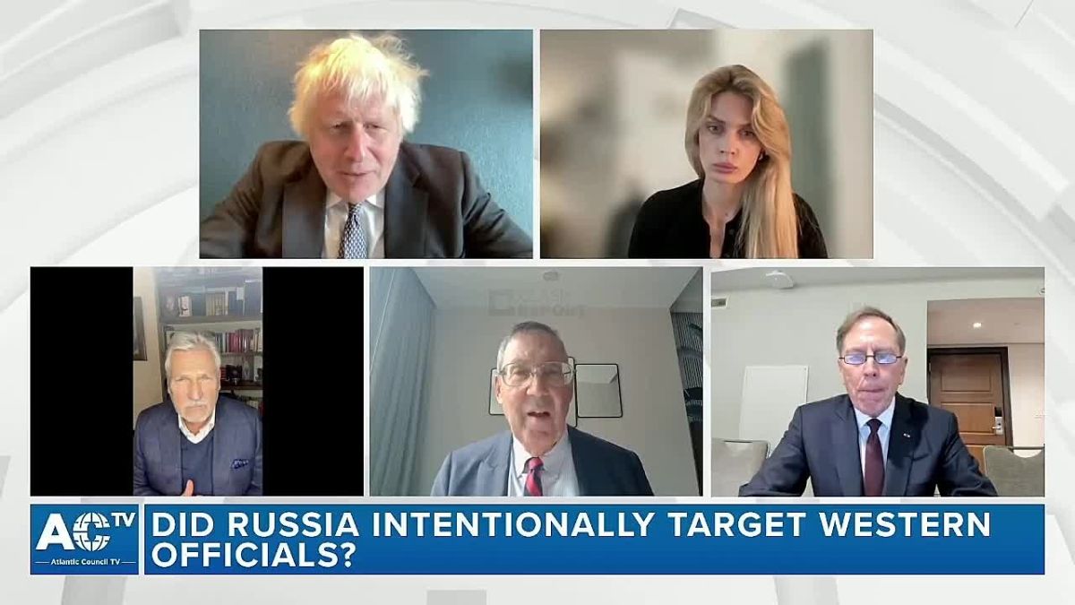 Борис Джонсон заявил, что Украину нельзя ограничивать в ударах по энергетике России