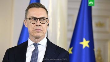 Разрешить Киеву использовать Starlink для ударов вглубь территории России призвал Маска Стубб, пишет Reuters
