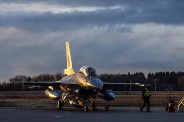 ������� ������� � ������ ��� ����������� F-16 � ��� F-18 � ������� � ��������