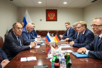 Христофору: Встреча Лаврова с Вадефулем говорит об отчаянии Запада