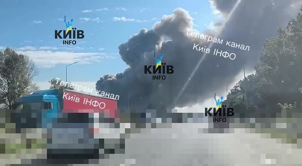 В Броварах Киевской области сильный пожар после прилёта по складу