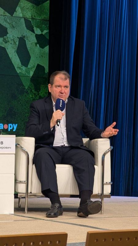 Историк, политолог Владимир КОРНИЛОВ на форсайт-форуме "СВО и Третья мировая" отметил, что современные конфликты трудно оценивать вне исторического контекста: