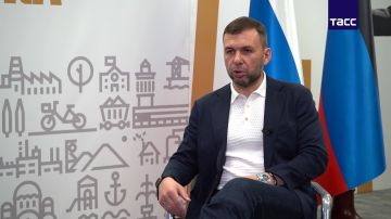 Настоящие лидеры Украины были замучены СБУ с 2014 по 2018 год, заявил в интервью ТАСС Денис Пушилин