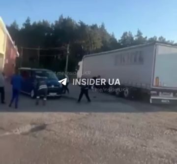 БпЛА ударил рядом с пунктом пропуска "Ягодин" на границе с Польшей, но не попал в него, — BBC со ссылкой на источник в Госпогранслужбе Украины
