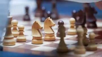 Доигрались: украинские шахматисты требуют проверить Подоляка на госизмену