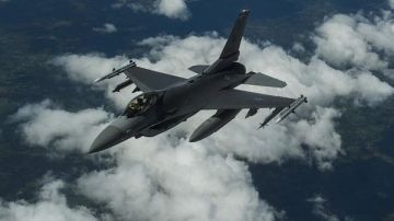 Бельгия передаст Украине три истребителя F-16