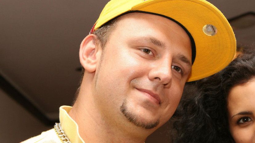 Зеленский поручил рассмотреть лишение Потапа звания заслуженного артиста Украины