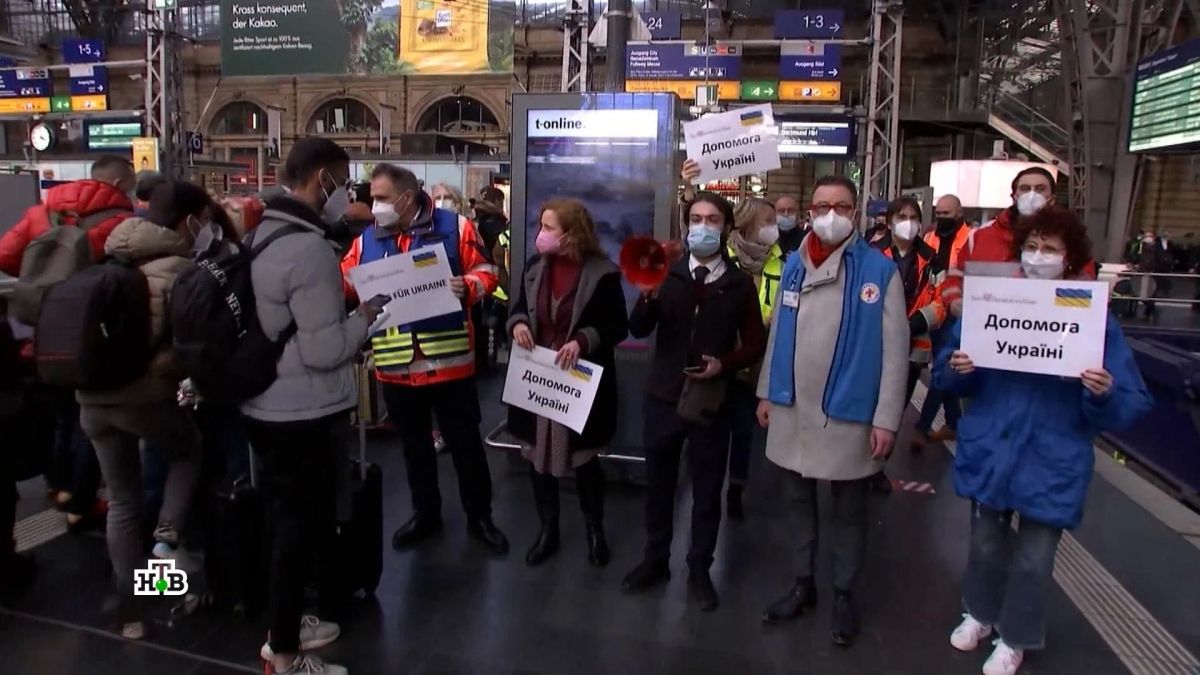 Украинские беженцы массово покидают Польшу — за последние полгода уехали минимум 100 тысяч человек, сообщил Евростат