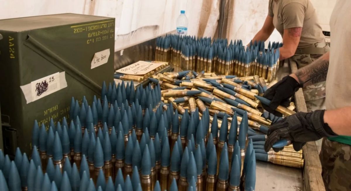 Очередное подтверждение дефицита ракет "воздух-воздух" AIM-9 и AIM-120 для украинских F-16, вынуждающих их все чаще использовать 20-мм пушку M61A1 Vulcan