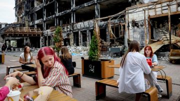 Украину ждет внезапный крах: иностранные СМИ и эксперты о будущем страны