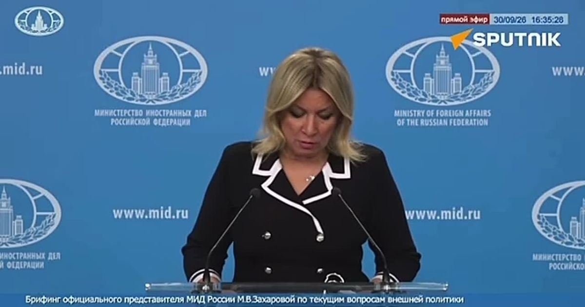 Запад обсуждениями размещения украинских складов в Молдове методично превращает Кишинев в перевалочную базу для снабжения Киева, заявила Мария Захарова