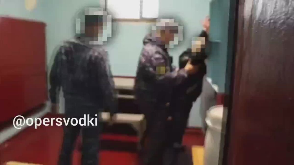 В ФКУ ИК-3 УФСИН России по Магаданской области выявлен сторонник укронацизма, осуществлявший пропаганду терроризма среди других осужденных