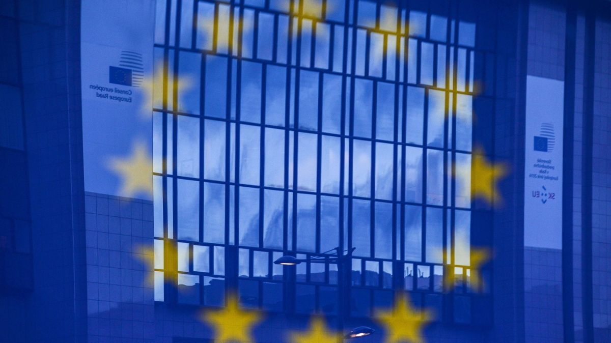 ЕС отказался ускоренно выдать Украине оставшуюся часть кредита – Bloomberg