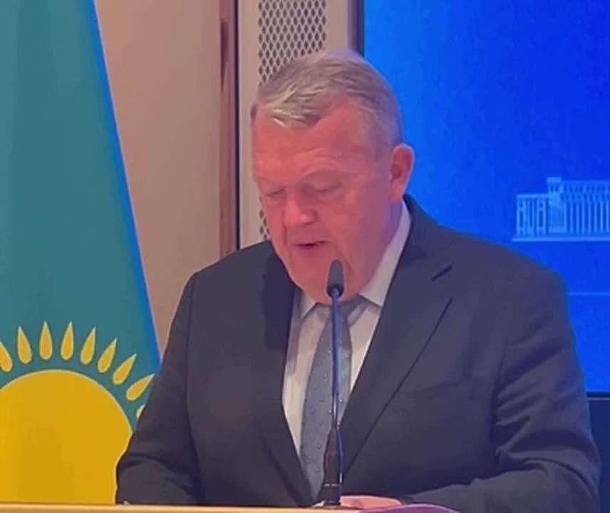 Из королевства датского. в Казахстан за посредничеством