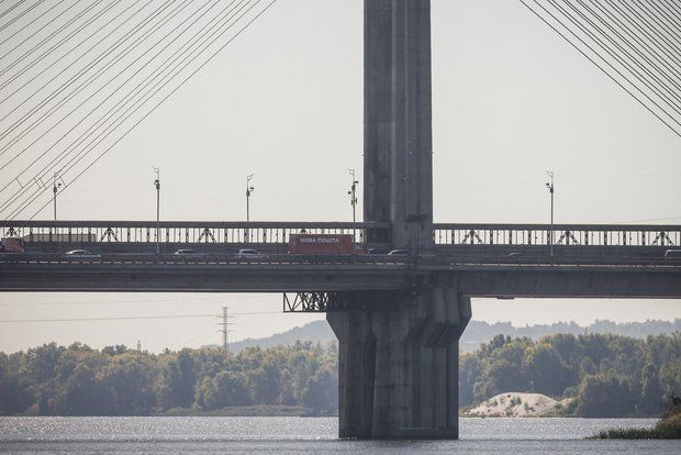 Кнутов: Атаки на мосты через Днепр будут продолжаться