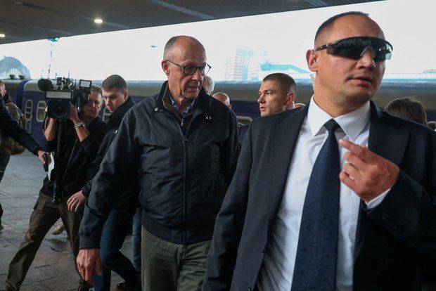 Представитель МИД России Захарова назвала пиаром на крови визит Мерца в Киев