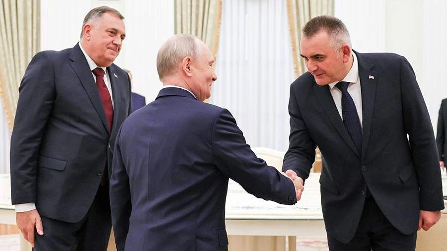 На выборах президента Республики Сербской побеждает её премьер Саво Минич, сообщает правящая партия действующего главы государства Милорада Додика