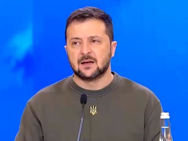 Зеленский выразил готовность к трехсторонней встрече по Украине до конца месяца