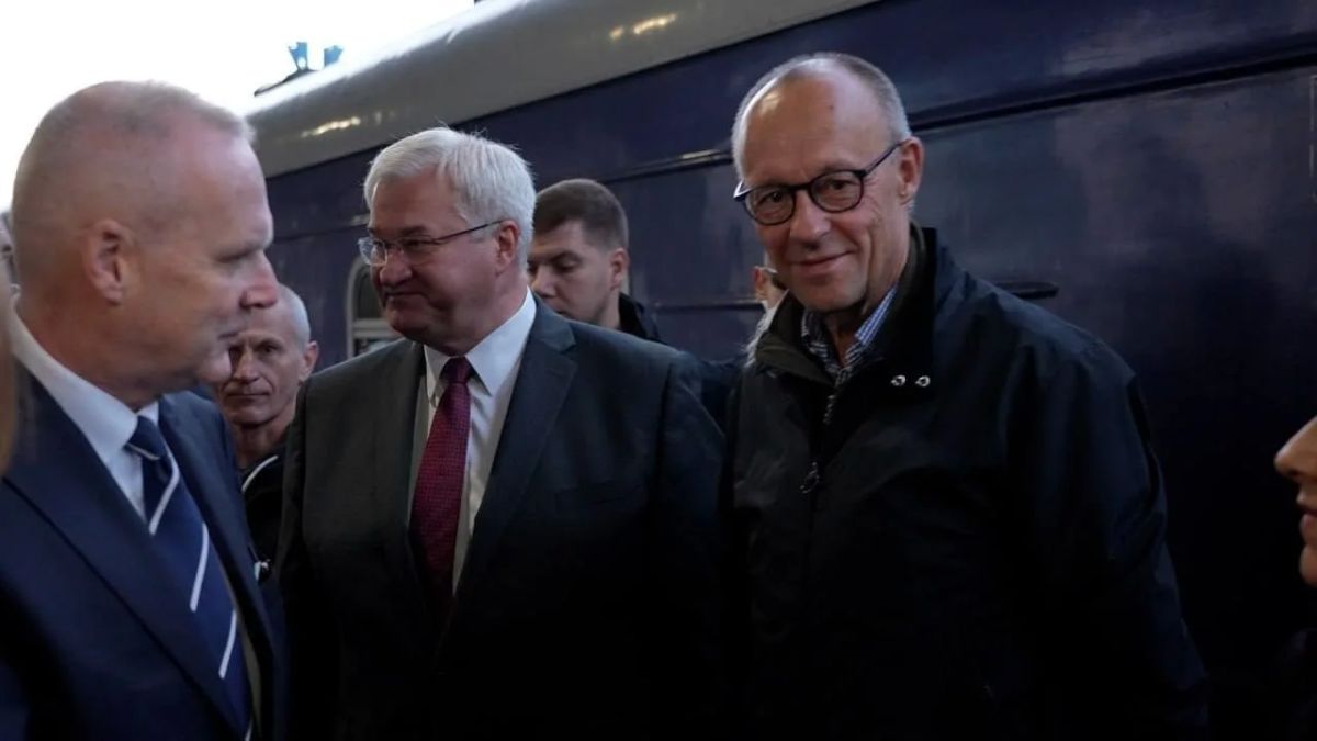 Марина Ахмедова: В Киеве прилет по Северному мосту
