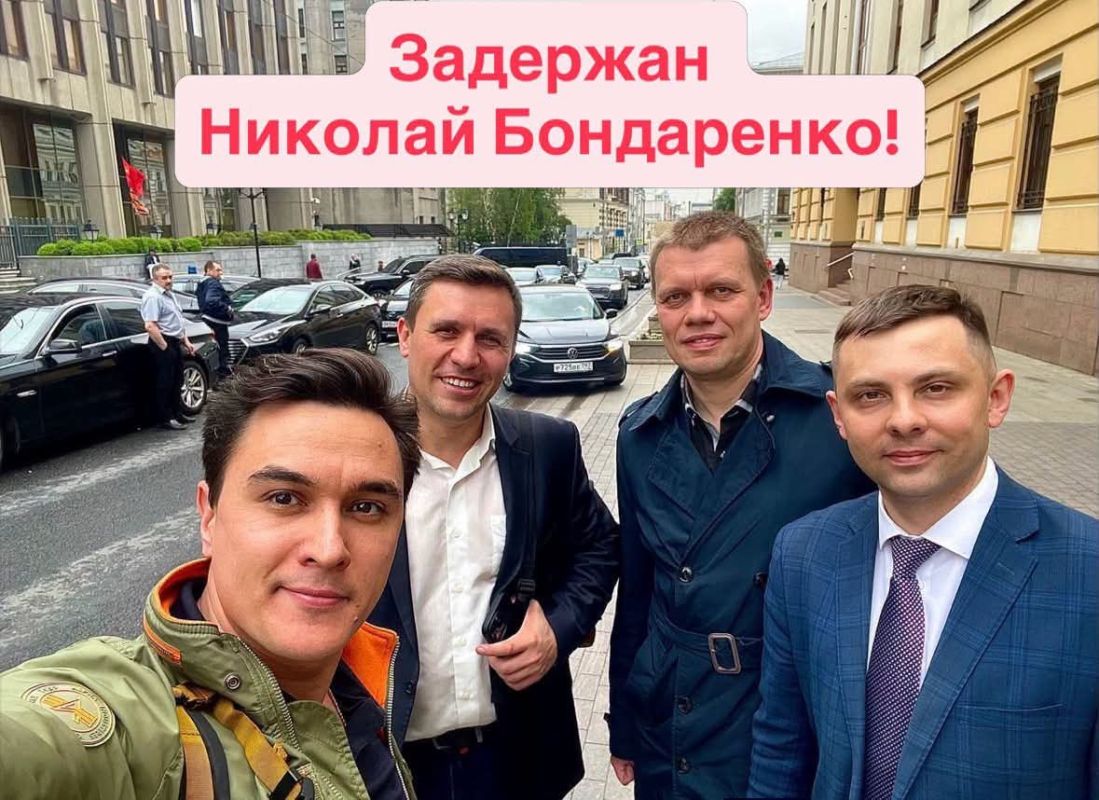 Примечательная фотография обнаружилась у комми Владислава Жуковского времён начала СВО
