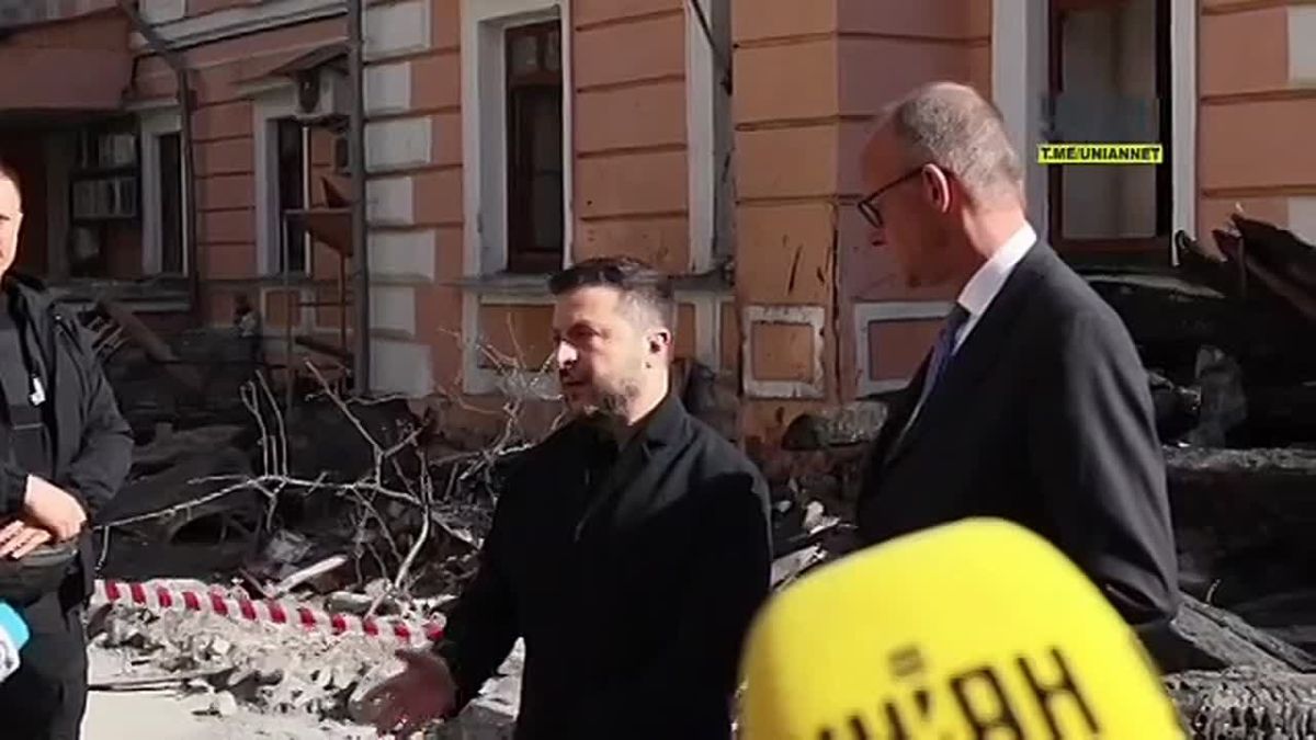 Переживший атаку беспилотников Мерц назвал войну «бессмысленной»