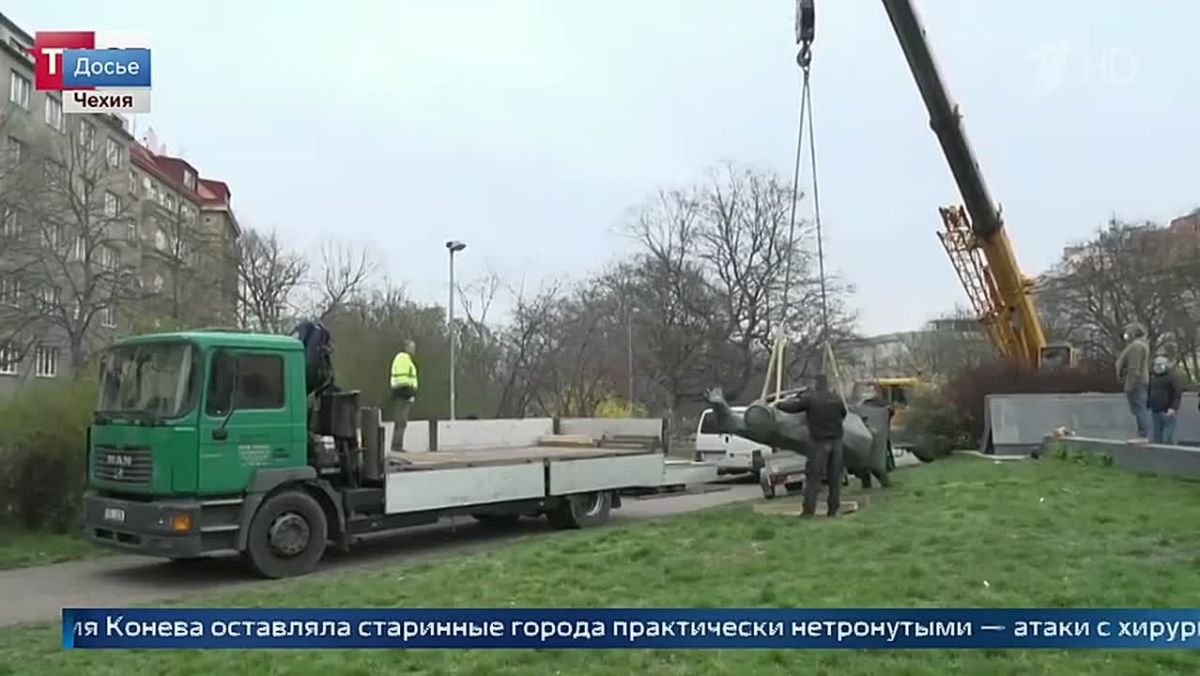 С инициативой возвести монумент прославленному советскому полководцу выступил премьер Роберт Фицо