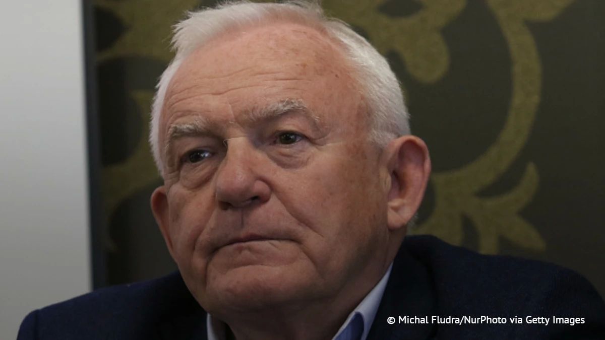 Экс-премьер Польши Лешек Миллер заявил порталу Polsat News, что Украину ожидает тяжелая зима из-за состояния энергетической инфраструктуры страны