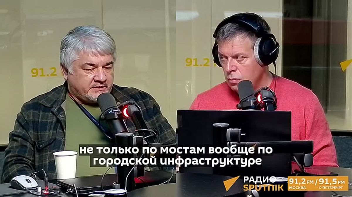 Ищенко не исключил, что в ближайшее время украинские госструктуры начнут эвакуацию из Киева: "Они уже почувствовали дискомфорт"