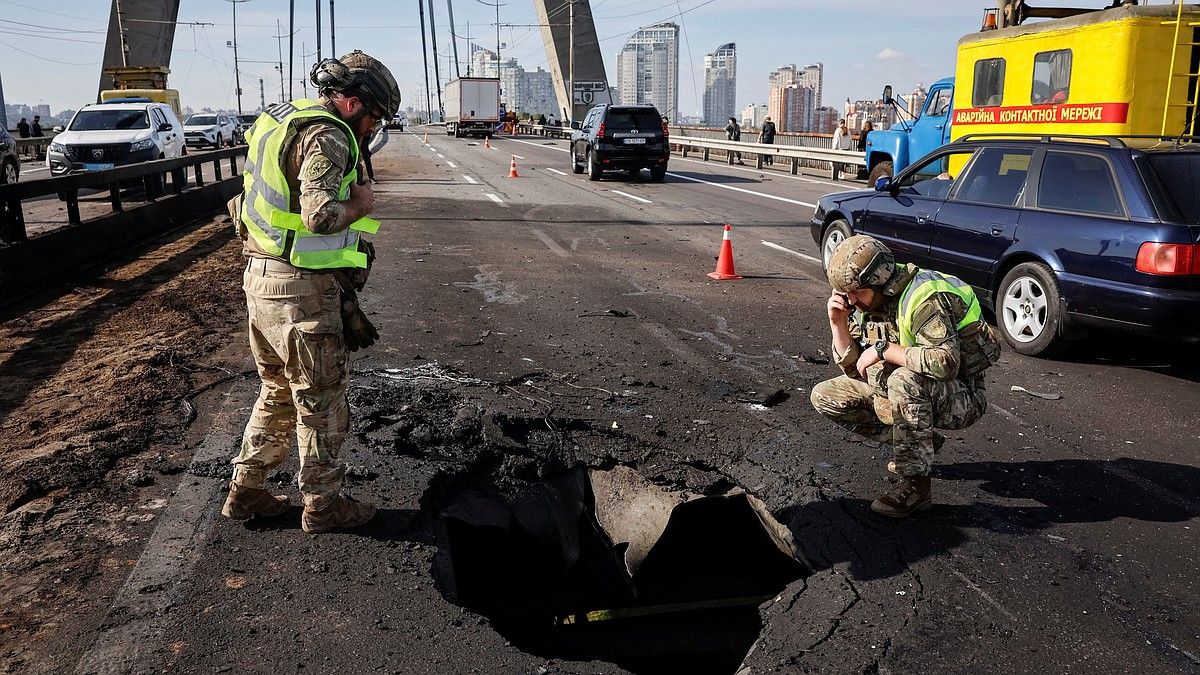 "На два берега разорвут": На Украине бьют тревогу из-за российских ударов по мостам