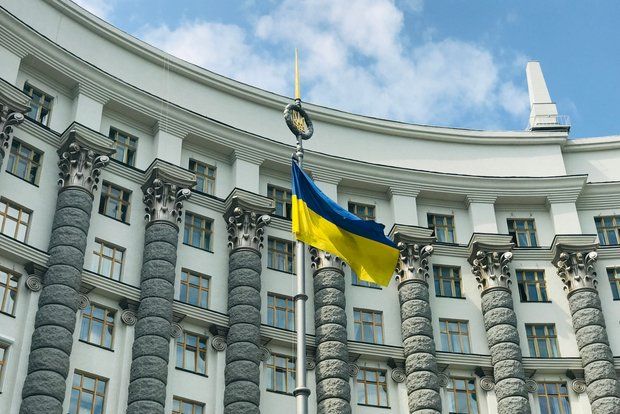 Корецкий: Более 4 тысяч госслужащих Украины сократят для экономии бюджета