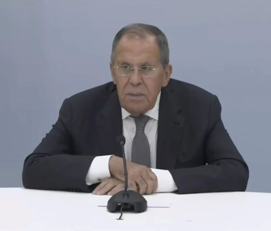 США «не устояли перед давлением Европы, похоронившей договоренности в Анкоридже», но Россия в этом «не виновата», заявил Лавров