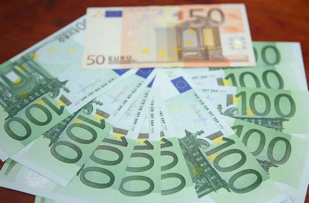 Еврокомиссия перевела Украине еще 1,24 млрд евро
