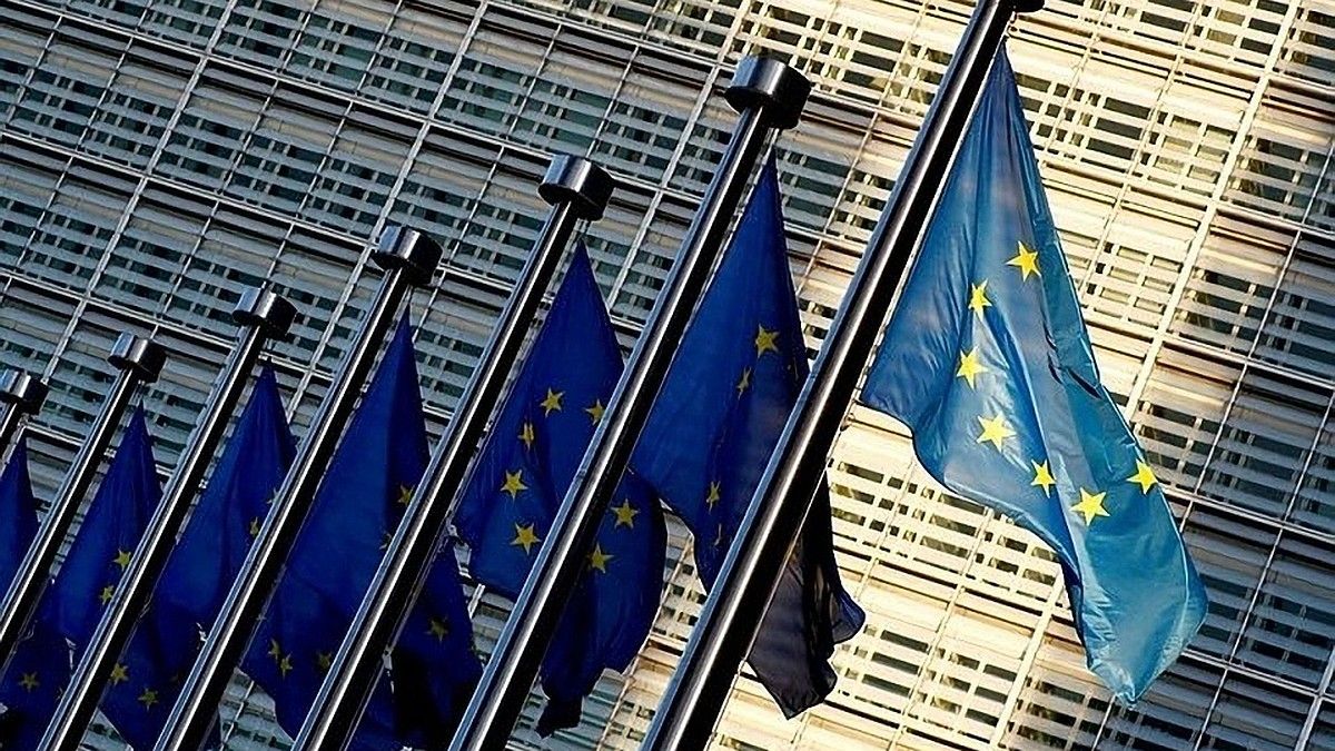 Еврокомиссия выделила Украине 1,2 млрд евро на беспилотники и ракеты
