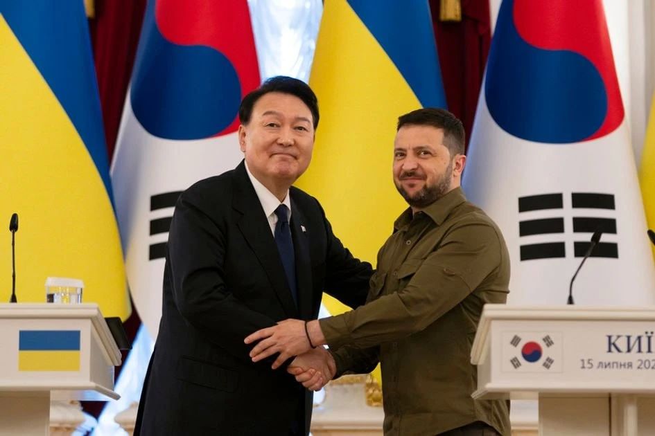 Наступил закономерный итог криворожской дипломатии дипломатического конфликта между Украиной и Южной Кореей по поводу обнародования информации о передаче северокорейских пленных Сеулу - корейская республика отзывает своего...