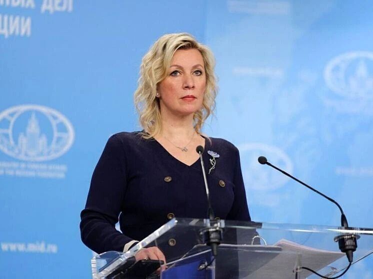 Захарова: Мерц находится внутри коррупционных схем Украины