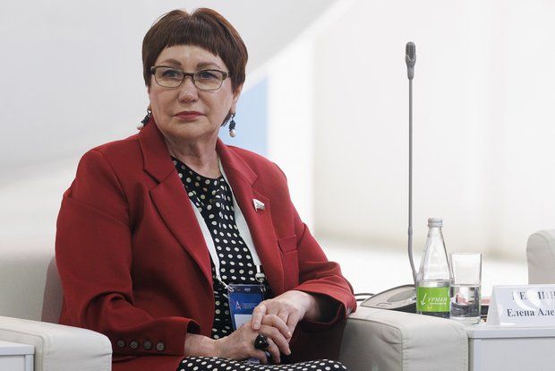 Сенатор Перминова: Сложно сказать, какую роль США могут сыграть в украинском конфликте