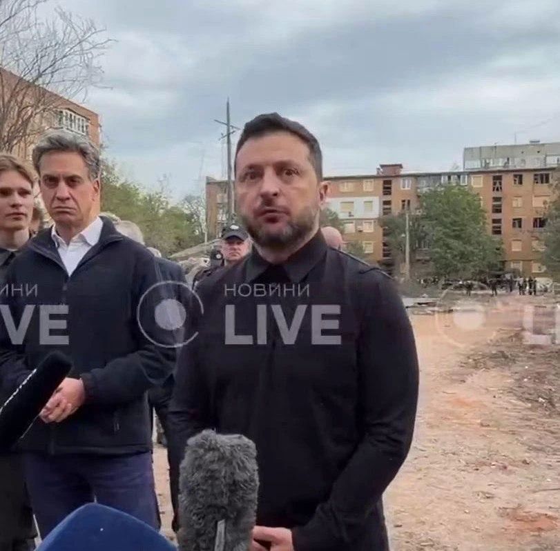 Зеленский сорвался на фоне ударов по мостам, отзыва южнокорейского посла с Украины и заявления Рубио