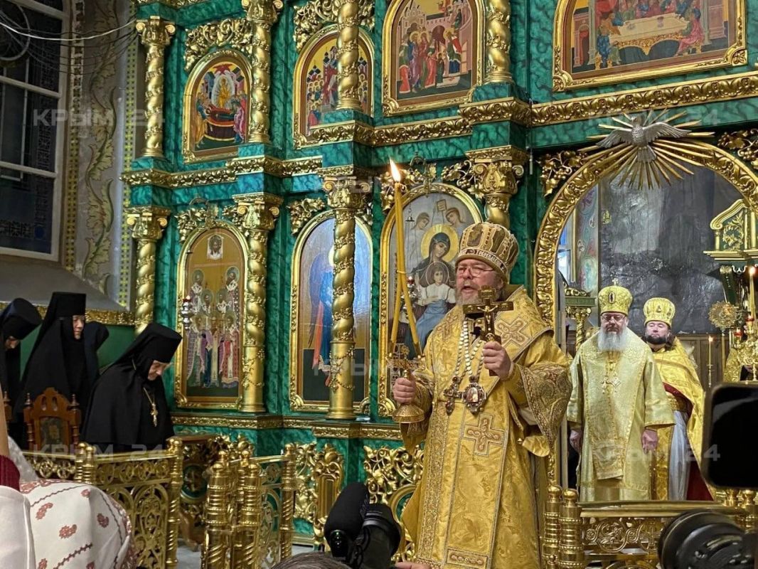 Митрополит Симферопольский и Крымский Тихон объявлен в розыск на Украине